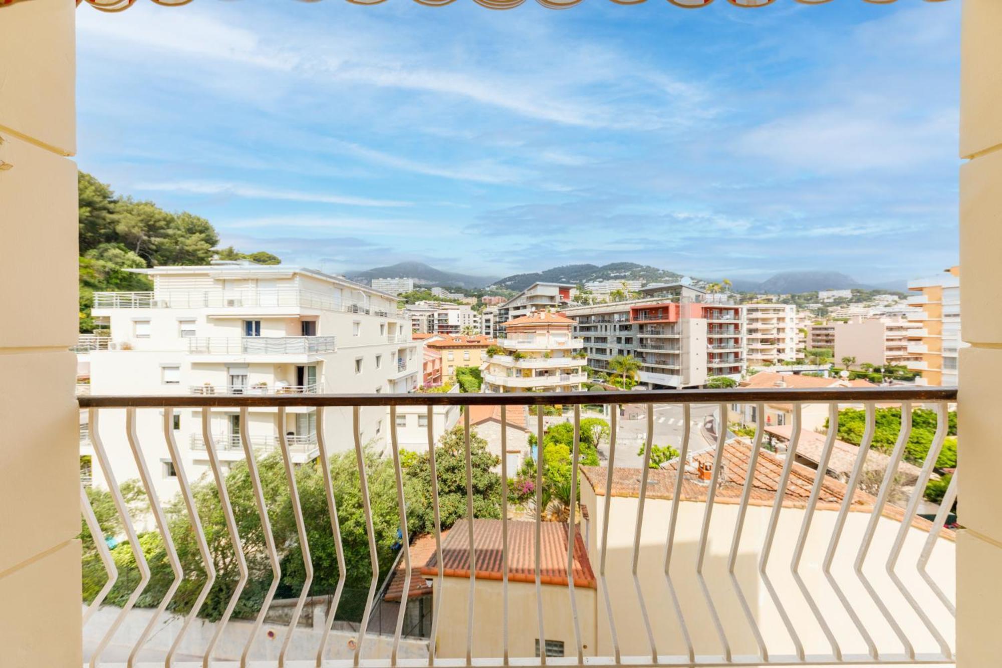 La Perle 2 P Terrasse Vue Mer 1Min Plage Clim 罗克布吕讷-卡普马丹 外观 照片